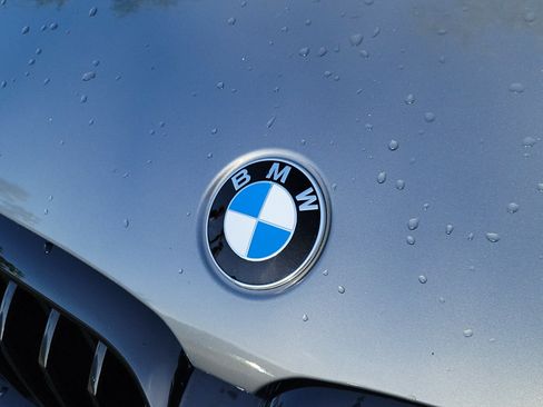 Used 2023 BMW 540i w/ M Sport Package RWD image 6