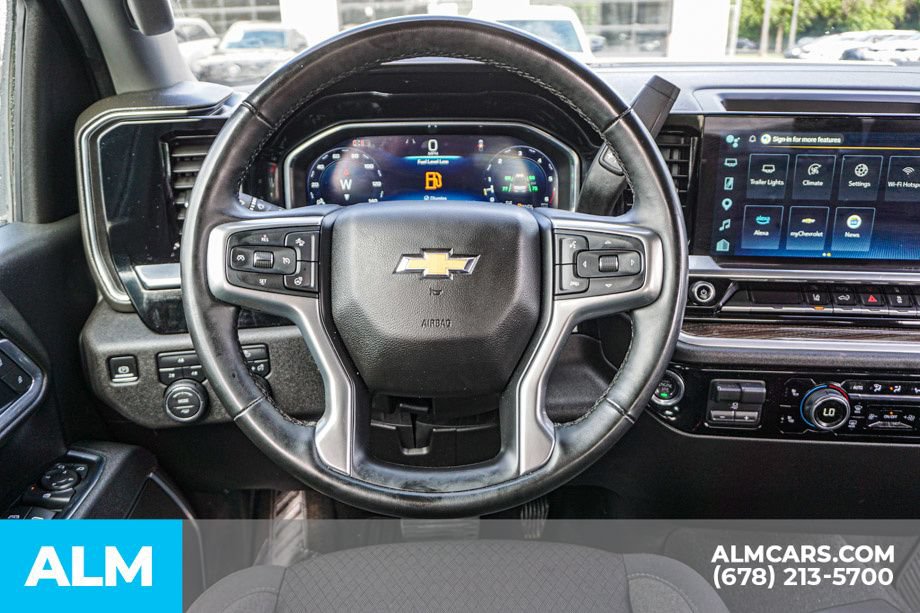 Used 2025 Chevrolet Silverado 2500 LT w/ Convenience Package AWD/4WD image 27