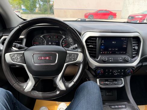 Used 2021 GMC Acadia SLT w/ LPO, Floor Liner Package AWD/4WD image 24
