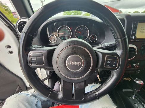 Used 2013 Jeep Wrangler Sahara w/ Dual Top Group AWD/4WD image 14