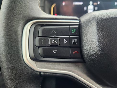 Used 2025 Jeep Wagoneer L 4WD image 27