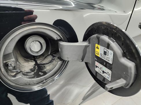 Used 2023 Chevrolet Camaro ZL1 image 27