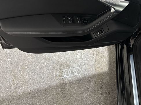 Used 2025 Audi A6 Premium Plus w/ Premium Plus Package image 11