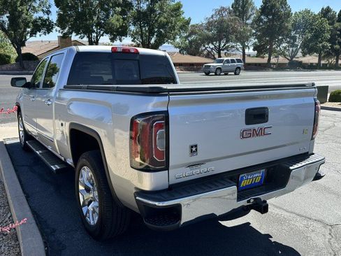 Used 2017 GMC Sierra 1500 SLT w/ SLT Premium Package AWD/4WD image 5