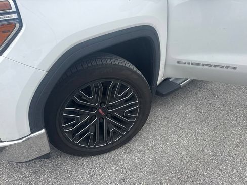 Used 2022 GMC Sierra 1500 SLT w/ SLT Premium Plus Package RWD image 8