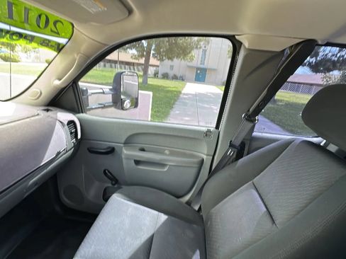 Used 2011 Chevrolet Silverado 2500 W/T RWD image 17