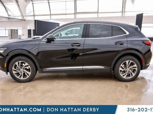 Used 2023 Buick Envision Essence image 2