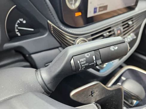 Used 2023 Lexus LS 500 w/ Interior Upgrade Package image 27