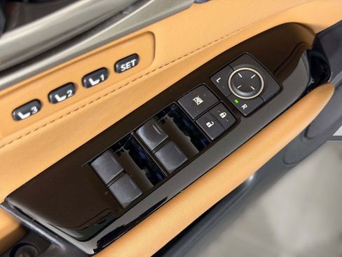 Used 2013 Lexus GS 350 w/ Luxury Pkg image 12