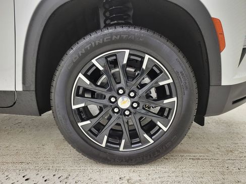 New 2026 Chevrolet Traverse LT w/ Sun and Wheel Package image 25
