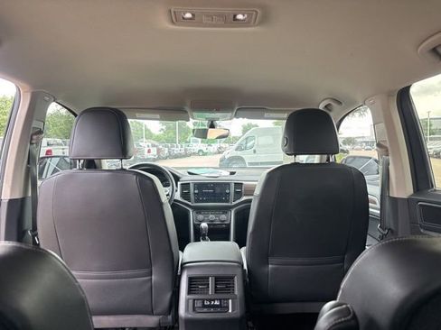 Used 2021 Volkswagen Atlas SE FWD image 14