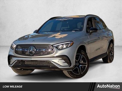 Used 2026 Mercedes-Benz GLC 300 4MATIC image 1