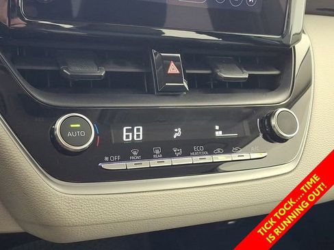 Certified 2025 Toyota Corolla LE FWD image 18