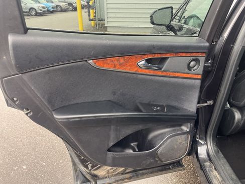 Used 2019 Lincoln Nautilus Reserve image 19