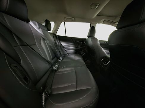 Used 2025 Subaru Outback Limited AWD/4WD image 27