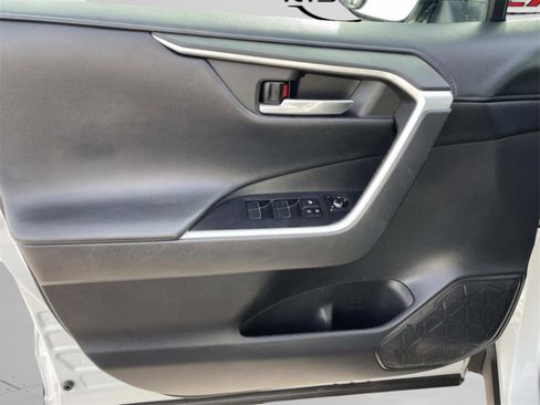 Used 2020 Toyota RAV4 XSE image 11