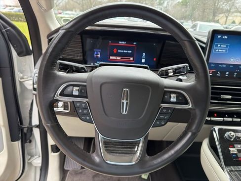 Used 2024 Lincoln Navigator Black Label image 13