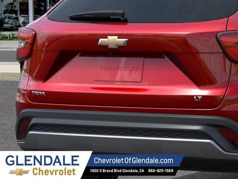 New 2026 Chevrolet Trax LT FWD image 14