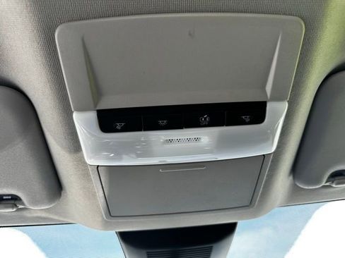 New 2025 Nissan Sentra SR w/ Midnight Edition image 29