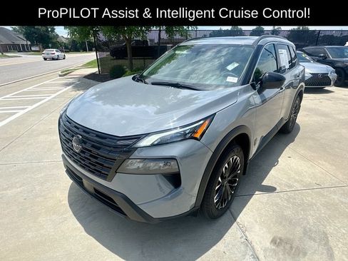 Used 2026 Nissan Rogue Dark Armor FWD image 5