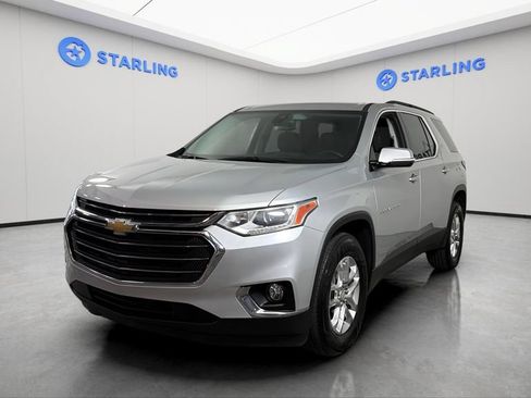 Used 2020 Chevrolet Traverse LT FWD image 16