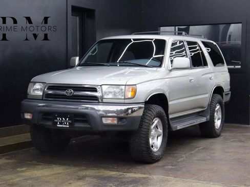 Used 1999 Toyota 4Runner SR5 image 1