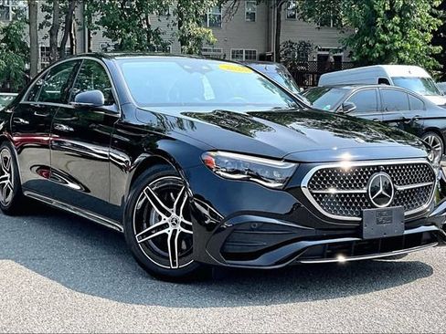 Certified 2024 Mercedes-Benz E 450 4MATIC Sedan w/ Driver Assistance Package image 1