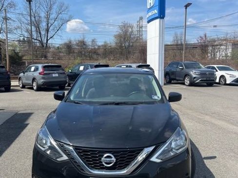 Used 2019 Nissan Sentra SV w/ Special Edition Package FWD image 1