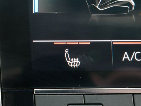 Used 2022 Audi Q7 Premium Plus image 20