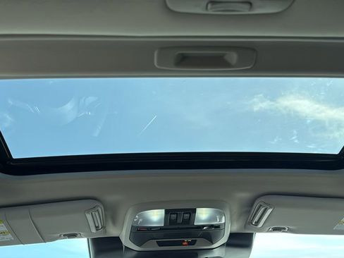 Used 2025 Subaru Crosstrek 2.5i Limited image 27