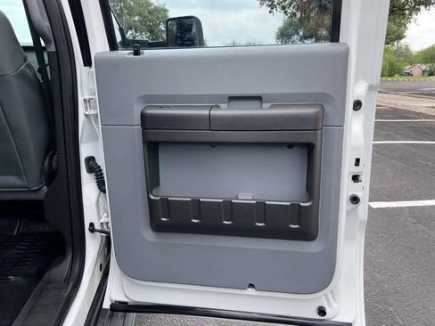 Used 2014 Ford F350 XL w/ Power Equipment Group image 38