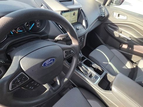Used 2018 Ford Escape SE w/ SE Sync 3 Package image 14