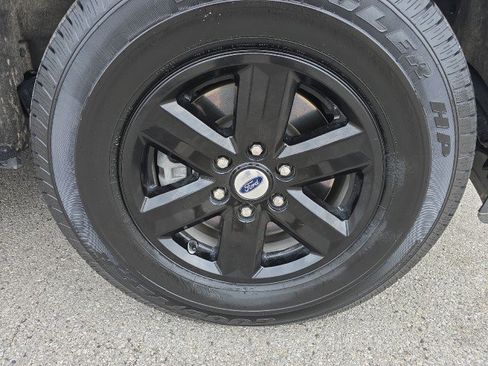 Used 2022 Ford F150 XLT w/ Equipment Group 301A Mid AWD/4WD image 13