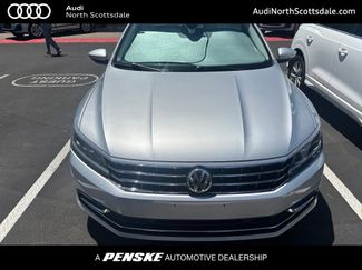 Used 2017 Volkswagen Passat 1.8T SEL Premium FWD video 1