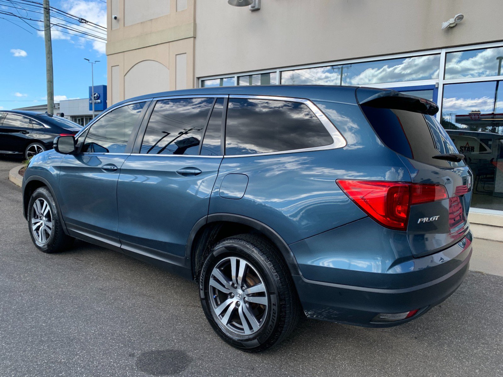 Used 2018 Honda Pilot EX-L image 5