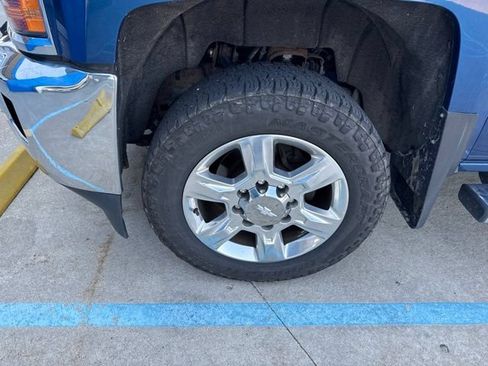Used 2018 Chevrolet Silverado 2500 LTZ w/ Duramax Plus Package AWD/4WD image 2