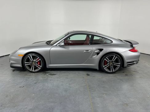 Used 2010 Porsche 911 Turbo AWD/4WD image 2