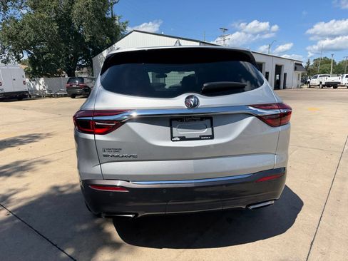 Used 2021 Buick Enclave Essence w/ Sound and Sites Package FWD image 30