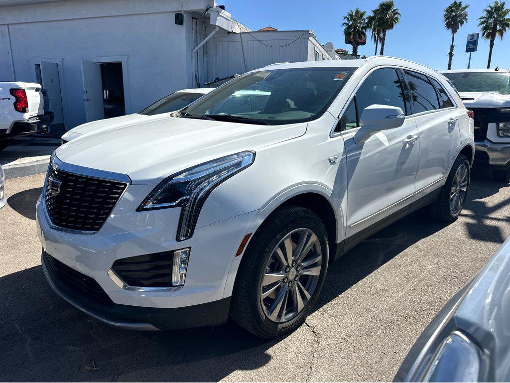 Used 2025 Cadillac XT5 Premium Luxury FWD image 4