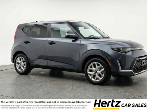 Used 2025 Kia Soul LX w/ LX Technology Package image 1