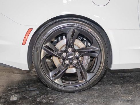 Used 2019 Chevrolet Camaro SS image 7