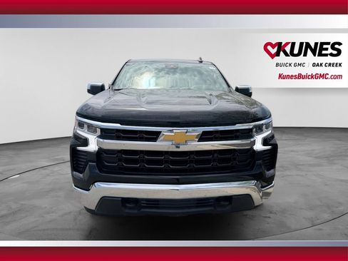 Used 2025 Chevrolet Silverado 1500 LT AWD/4WD image 3