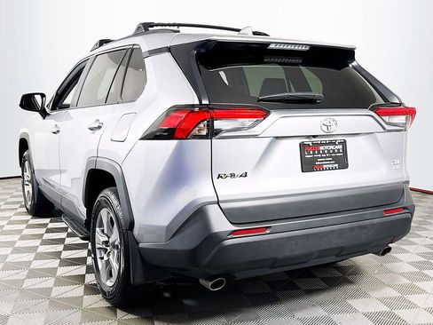 Used 2025 Toyota RAV4 XLE w/ Convenience Package AWD/4WD image 5
