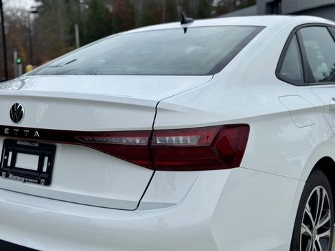 New 2026 Volkswagen Jetta Sport image 9