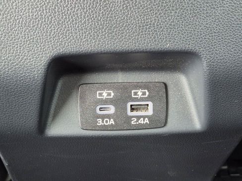Certified 2024 Subaru Crosstrek 2.0i Premium AWD/4WD image 34