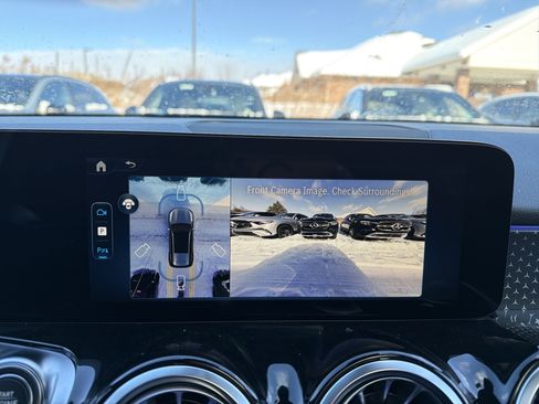 New 2026 Mercedes-Benz GLB 250 GLB 250 4MATIC SUV image 21