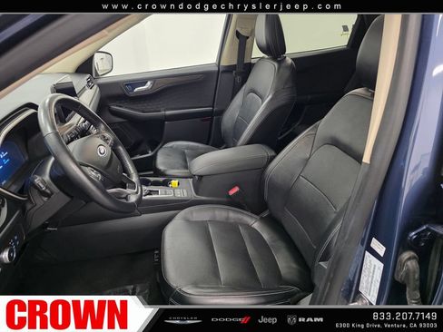 Used 2020 Ford Escape Titanium FWD image 20