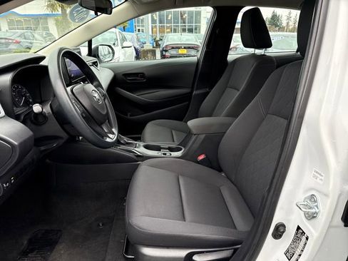 Used 2023 Toyota Corolla LE image 15