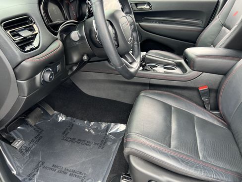 Used 2023 Dodge Durango GT RWD image 13