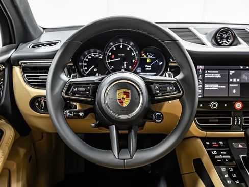 New 2025 Porsche Macan image 14